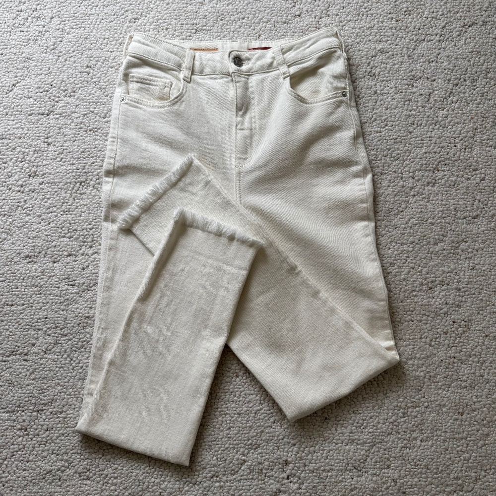 Anthropologie Pilcro High-Rise Ivory Raw Edge Cigarette Jeans Size 26